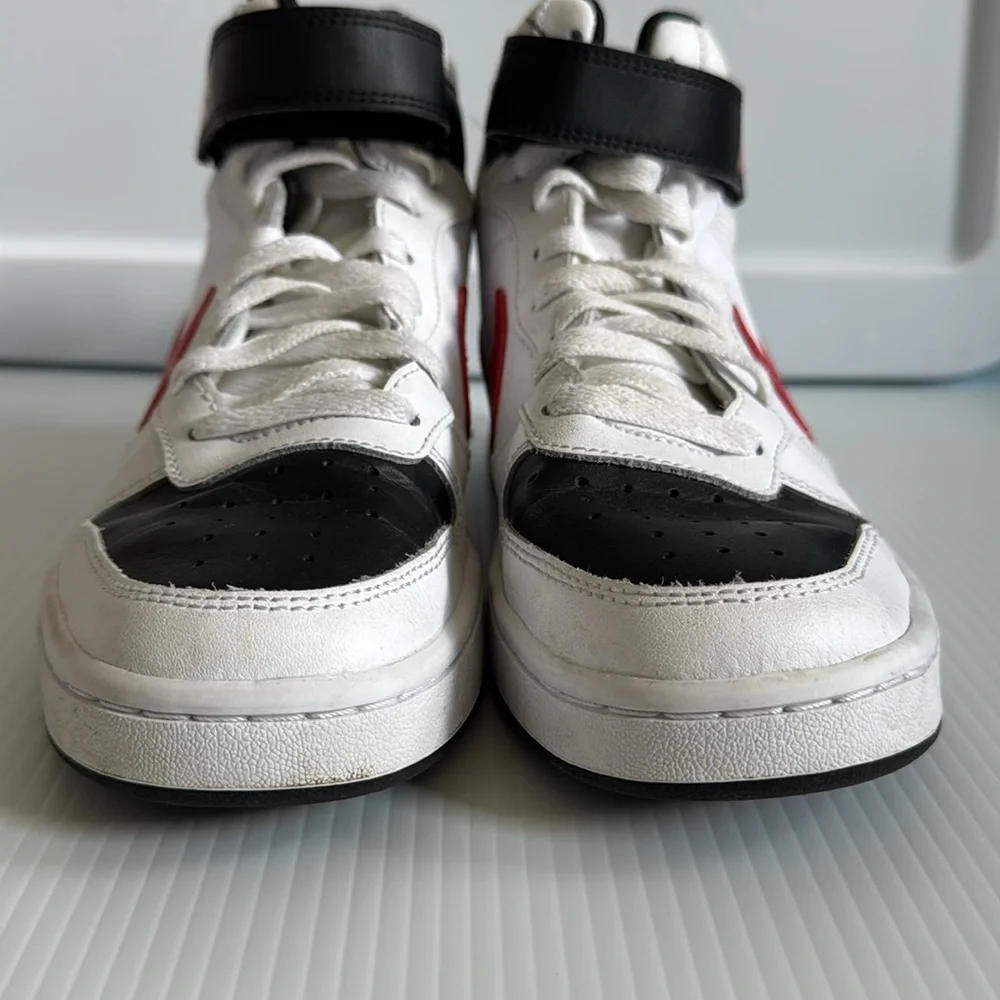 Nike Kids High-Top Sneakers - White, Black, and Red. Size 7